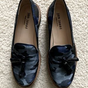 NEW Jon Josef Loafers